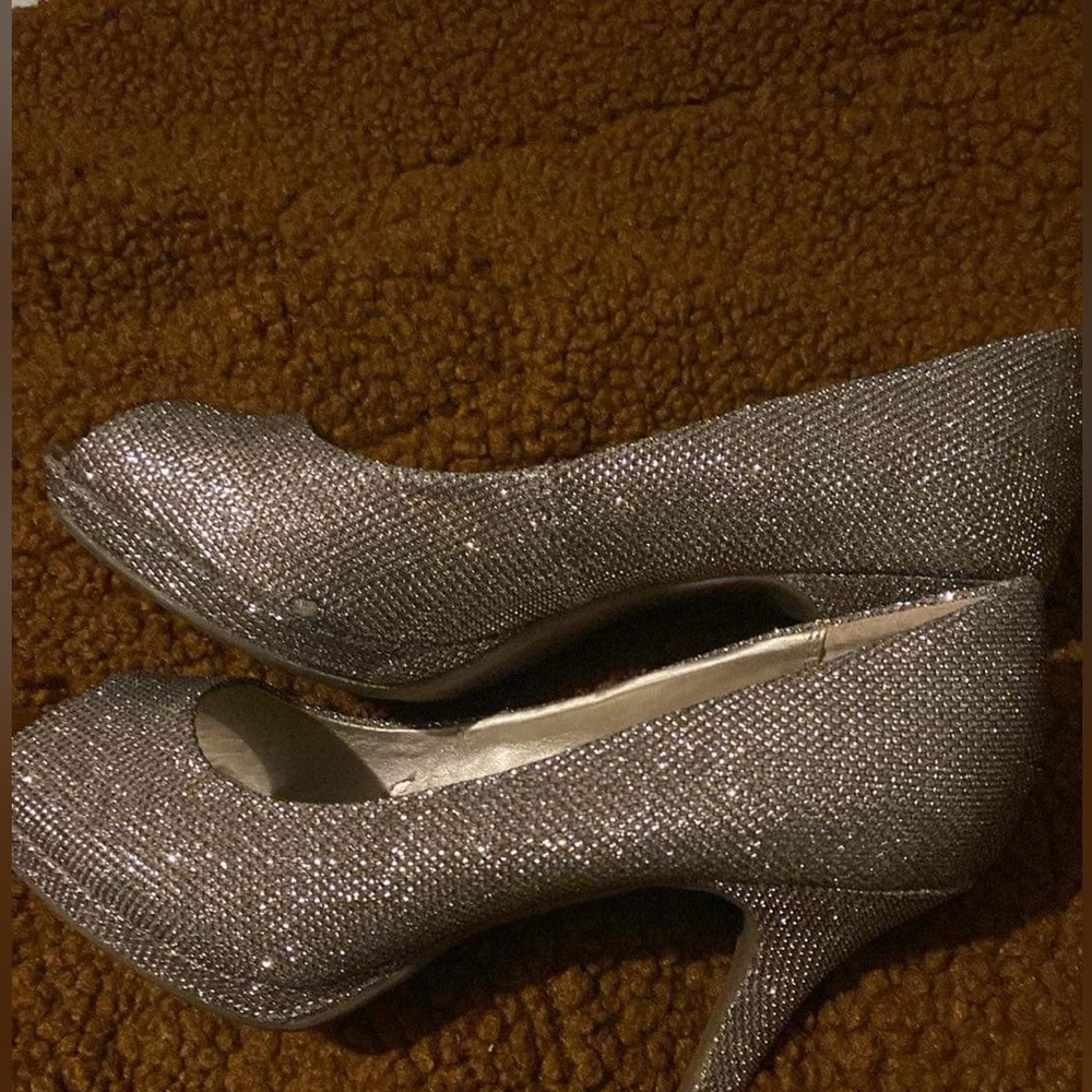 Bandolino heels
